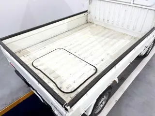 White 2000 Subaru Sambar Truck 4WD kei truck for sale, stock KTD-0854 (photo 5)