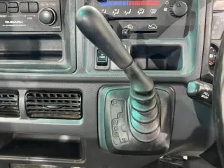 2000 Subaru Sambar Truck — White 4WD Kei Trucks, photo 14 of 29