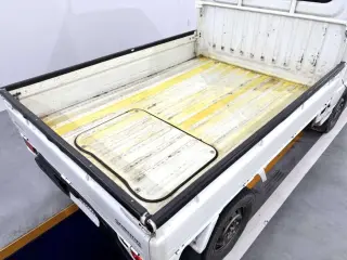 White 2000 Subaru Sambar Truck 4WD kei truck for sale, stock KTD-0856 (photo 5)