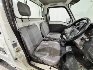 2000 Subaru Sambar Truck — White 4WD Kei Trucks, photo 11 of 27
