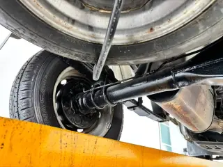 2001 Daihatsu Hijet Truck — White 2WD Kei Trucks, photo 19 of 24