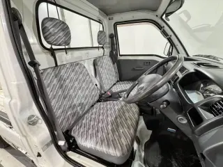 2001 Daihatsu Hijet Truck — White 2WD Kei Trucks, photo 8 of 24