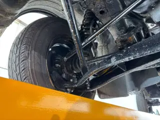 2001 Daihatsu Hijet Truck — White 4WD Kei Trucks, photo 18 of 25