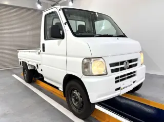 White 2001 Honda Acty Truck 4WD kei truck for sale, stock KTD-0869 (photo 1)