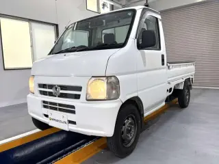 2001 Honda Acty Truck — White 4WD Kei Trucks, photo 2 of 27