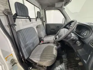 2001 Honda Acty Truck — White 4WD Kei Trucks, photo 10 of 27