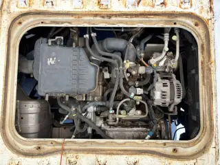 2001 Subaru Sambar Truck — White 2WD Kei Trucks, photo 8 of 27