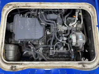 Blue 2001 Subaru Sambar Truck, 5-Speed Manual, imported kei truck, stock KTD-0874 (photo 8)