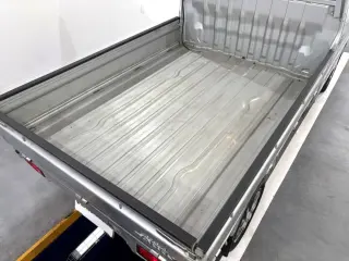 2001 Suzuki Carry Truck — Silver 2WD Kei Trucks, photo 5 of 25