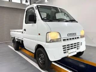 2001 Suzuki Carry Truck — White 4WD Kei Trucks, photo 1 of 24