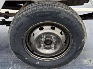 2001 Suzuki Carry Truck — White 4WD Kei Trucks, photo 17 of 26