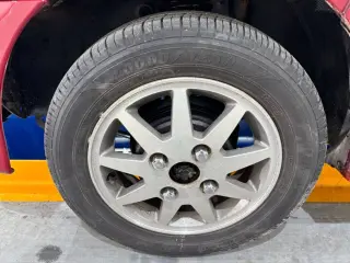Red 1990 Daihatsu Mira Walkthrough Van 2WD JDM van for sale, stock KTD-0881 (photo 21)