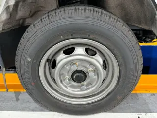 White 1993 Daihatsu Hijet Van, 74,700 miles, EF 660 cc, stock KTD-0883 (photo 18)