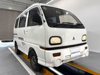 White 1993 Mitsubishi Minicab Van 2WD JDM van for sale, stock KTD-0885 (photo 1)