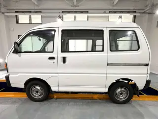 1993 Mitsubishi Minicab Van, right-hand drive Japanese import, stock KTD-0886 (photo 3)