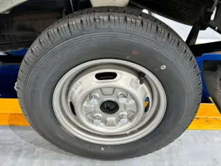 1993 Mitsubishi Minicab Van, right-hand drive Japanese import, stock KTD-0886 (photo 23)