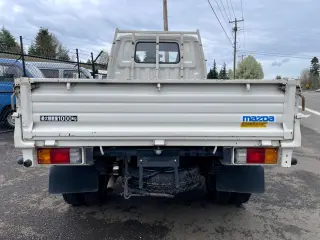 Dover White 1994 Mazda Bongo 2.2L Diesel 4WD, 2Hi-4Hi-4Lo, 5MT, Dually 1 Ton, 11,263 miles, stock KTD-0890 (photo 6)
