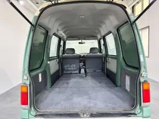 1995 Subaru Sambar Van Classic — Green 2WD JDM Vans, photo 22 of 34