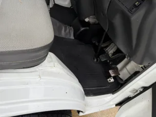 1994 Suzuki Carry 4WD Kei Truck – Hi/Low Transfer Case / Axle Lock — photo 10 of 14