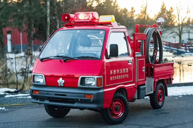 1992 Daihatsu Hijet Fire Truck FWD kei truck for sale, stock KTD-0032