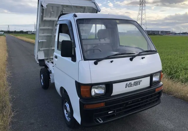 1994 Daihatsu Hijet Mini Dump Truck 4WD mini dump truck for sale, stock KTD-0136
