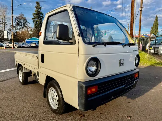 1988 Honda Acty Super Delux Classic 2WD, Mid-Engine, 5MT, Like New! kei truck for sale, stock KTD-0206