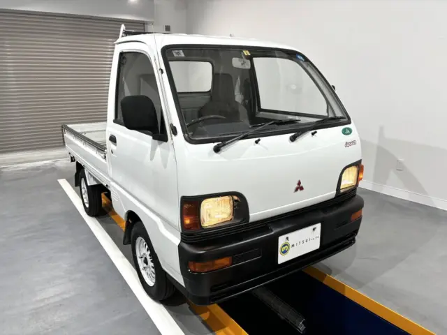 1995 Mitsubishi Minicab Truck