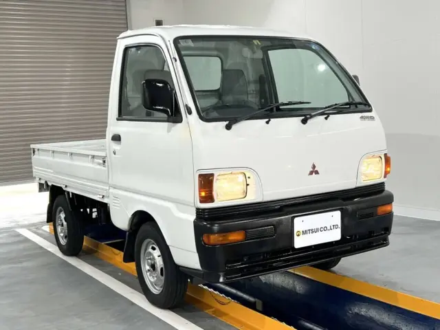 1996 Mitsubishi Minicab Truck