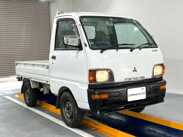 1997 Mitsubishi Minicab Truck