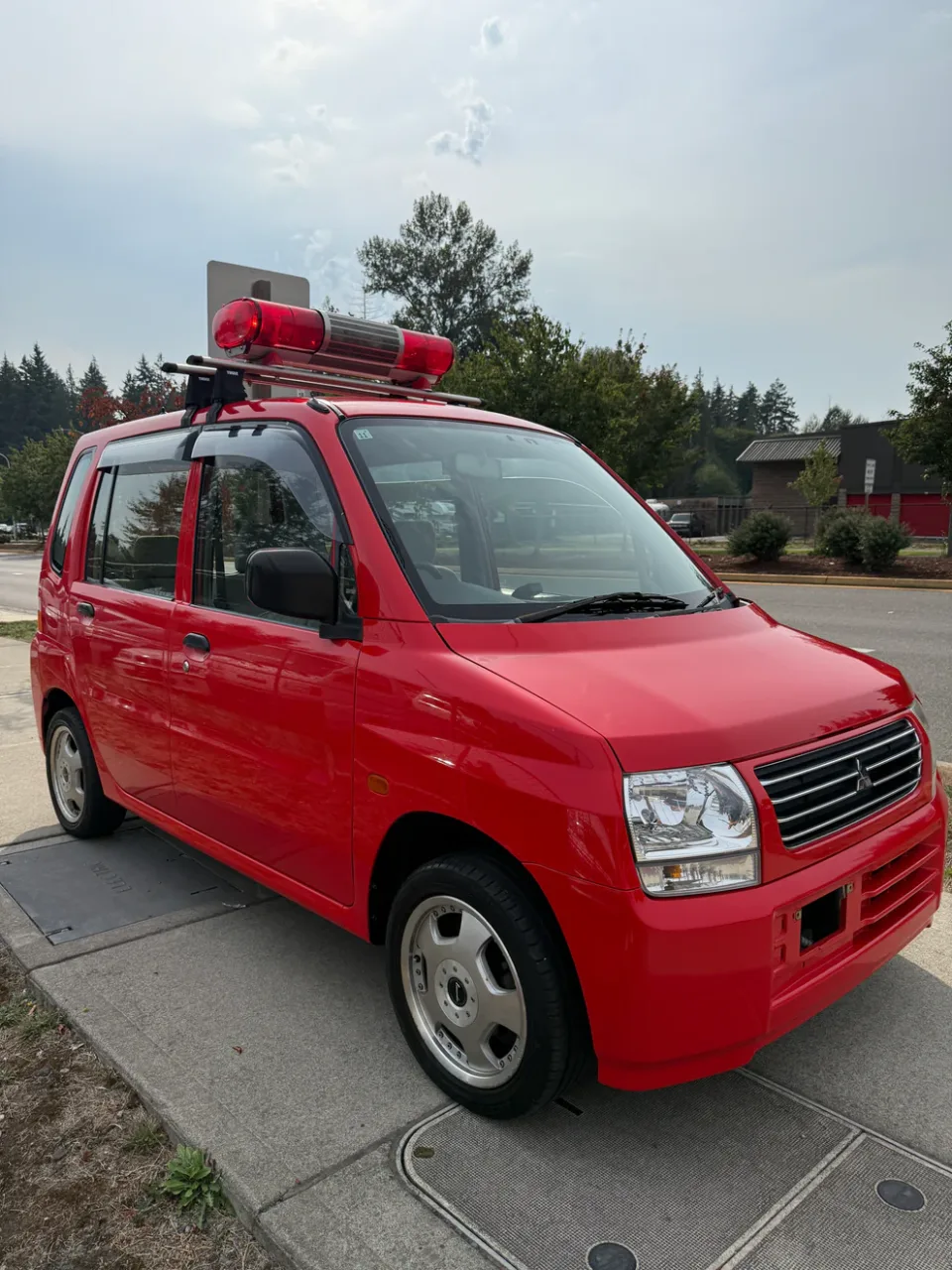 2000 Mitsubishi Minica – Ex Fire Department Vehicle