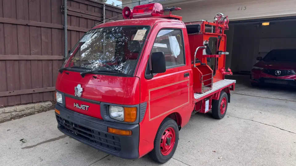 1995 Daihatsu Hijet — Red 4WD Kei Trucks, photo 1 of 25
