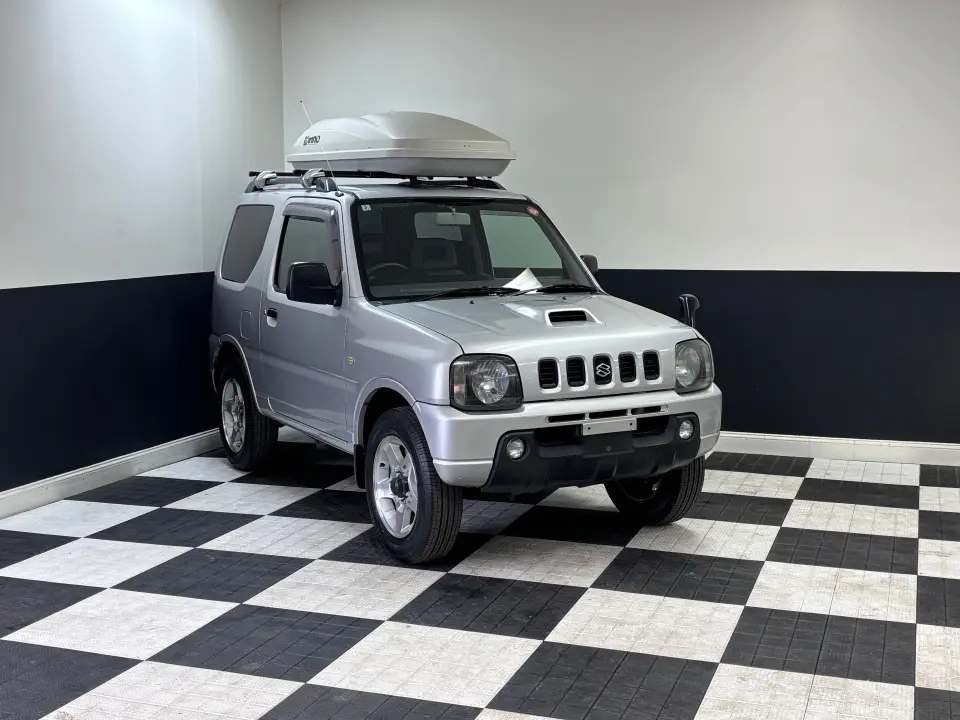 2000 Suzuki Jimny — Silver 4WD Kei 4x4 & Jimny, photo 1 of 26