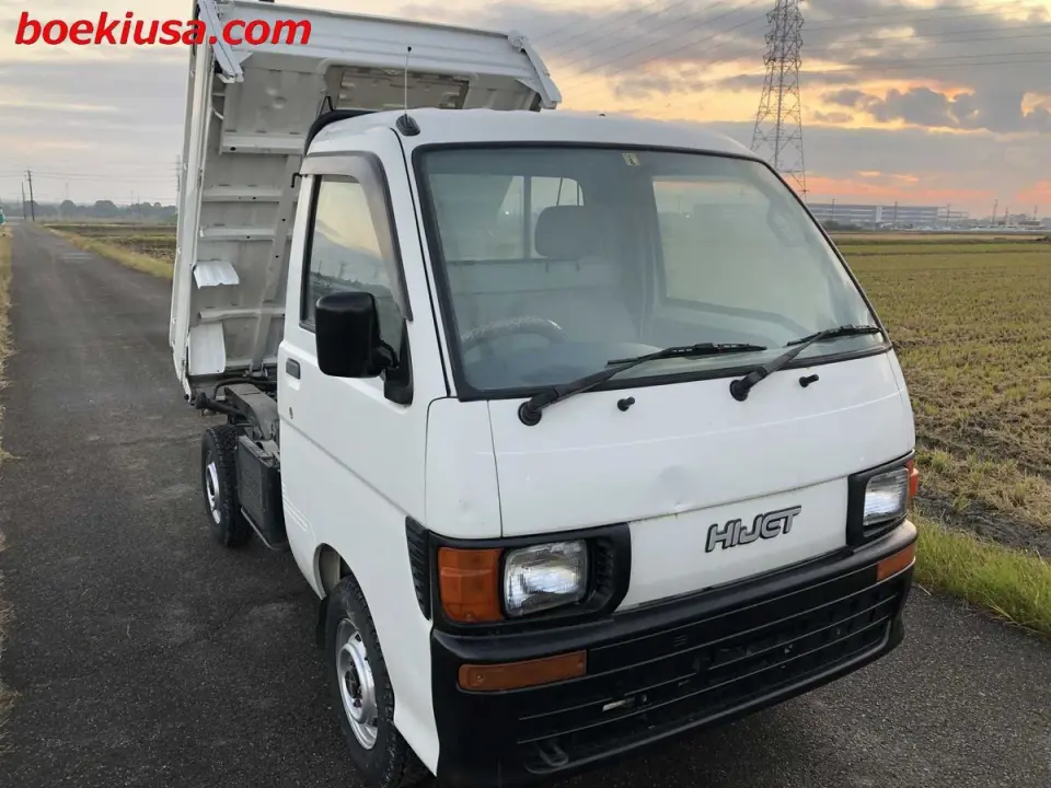 1996 Daihatsu Hijet Dump — White 4WD Mini Dump Trucks, photo 1 of 11