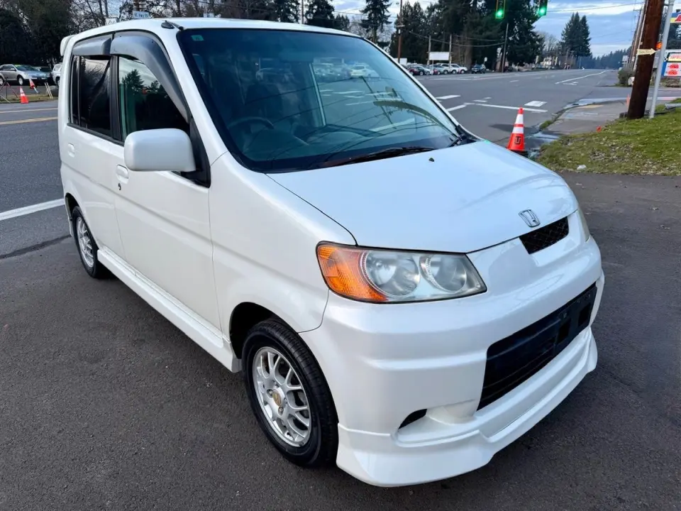 2001 Honda Life Dunk Turbo EFI 2WD, PW, PL, PS, AC, Airbag — Pearl White Kei Cars, photo 1 of 9