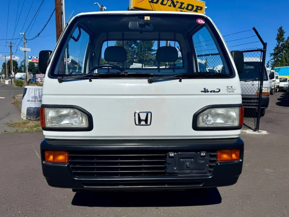 1991 Honda Acty Super Delux RealTime 4WD, Mid-Engine, 5MT — White Kei Trucks, photo 1 of 9