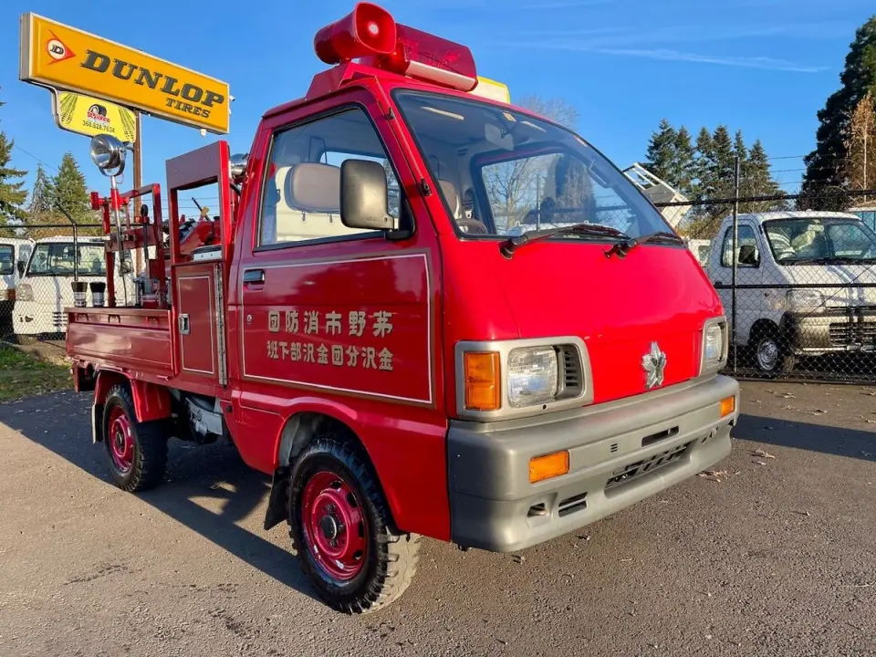 1992 Daihatsu Hi-Jet Fire Fighter 4WD, 2Hi-4Hi-4Lo, 4MT, Collector — Red Kei Trucks, photo 1 of 9