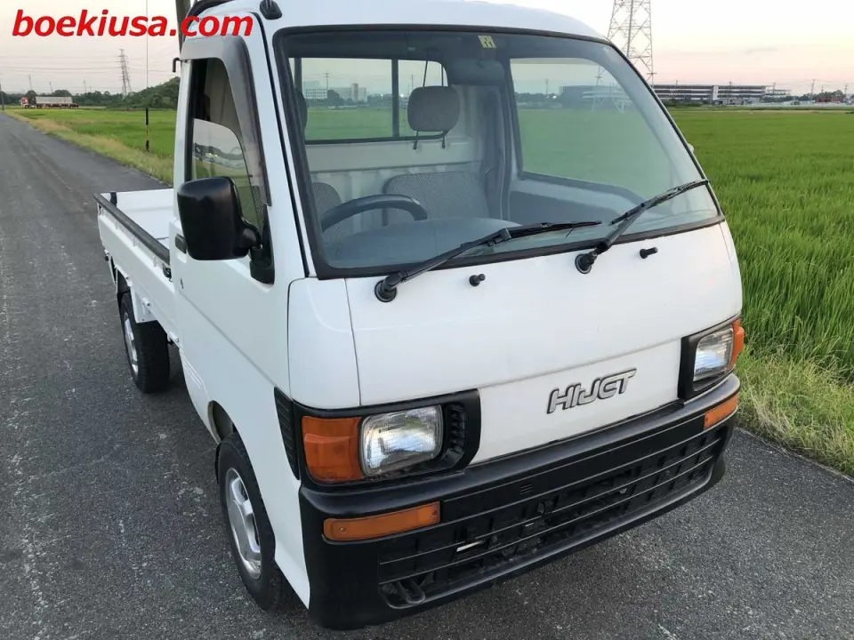 1998 Daihatsu Hijet Truck — White 4WD Kei Trucks, photo 1 of 11
