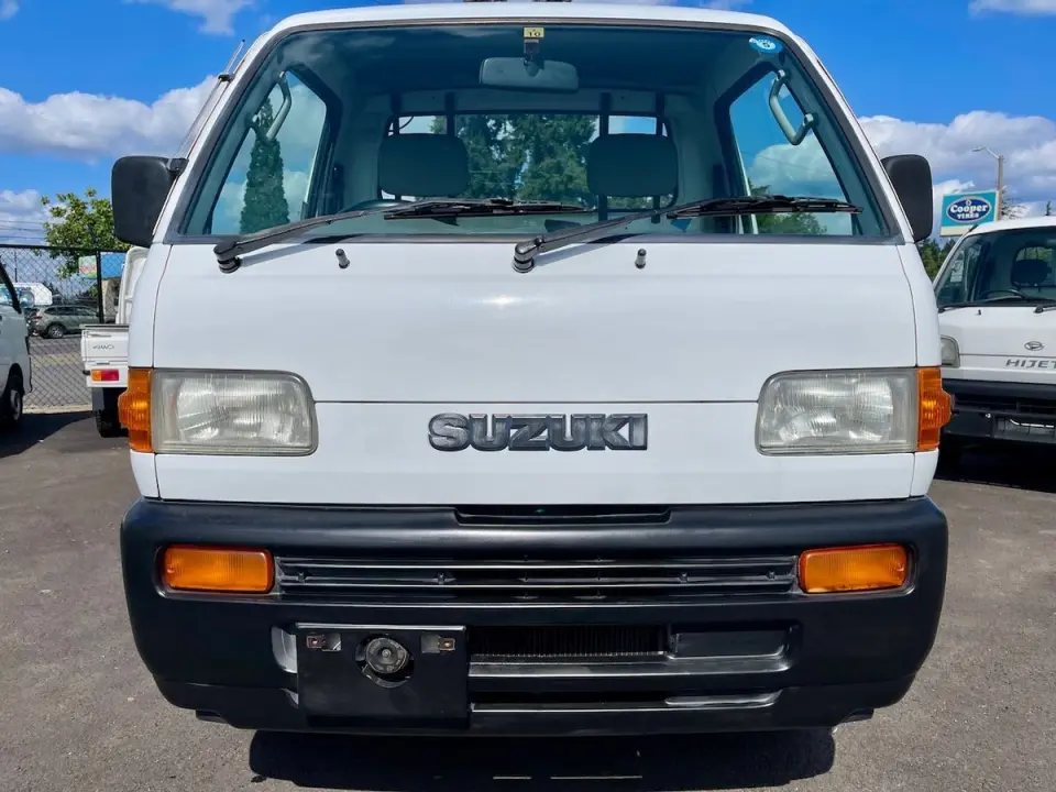 1998 Suzuki Carry 4WD, 2Hi-4Hi, Extra Low Gear, 5MT — White Kei Trucks, photo 1 of 9