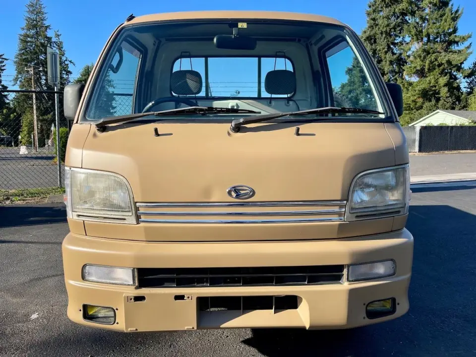 1999 Daihatsu Hi-Jet EFI DLI 4WD, 2Hi-4Hi, 5MT, Custom Paint, 14” Alloys — Tan Kei Trucks, photo 1 of 9