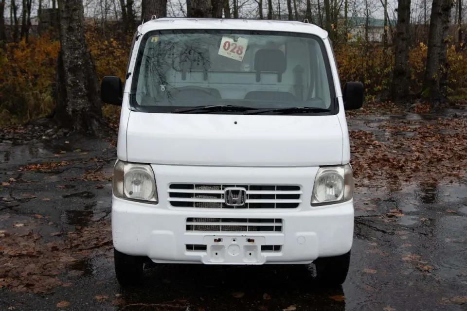 2000 Honda Acty EFI Fulltime 4WD, Mid-Engine, PS, Airbag, 5MT — Taffeta White Kei Trucks, photo 1 of 9