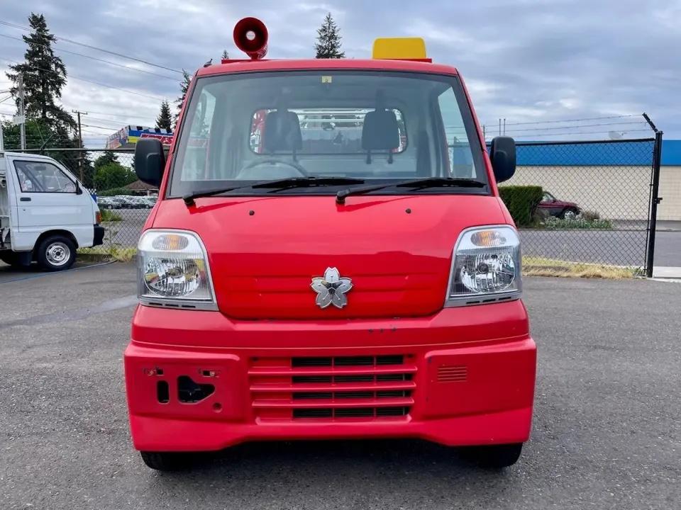 2000 Mitsubishi Minicab EFI Fire 4WD, 2Hi-4Hi-4Lo, 5MT, Collector — Red Kei Trucks, photo 1 of 9