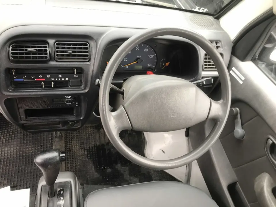 2000 Suzuki Carry EFI Next Gen 2WD, Automatic, Rare! — White Kei Trucks, photo 1 of 4