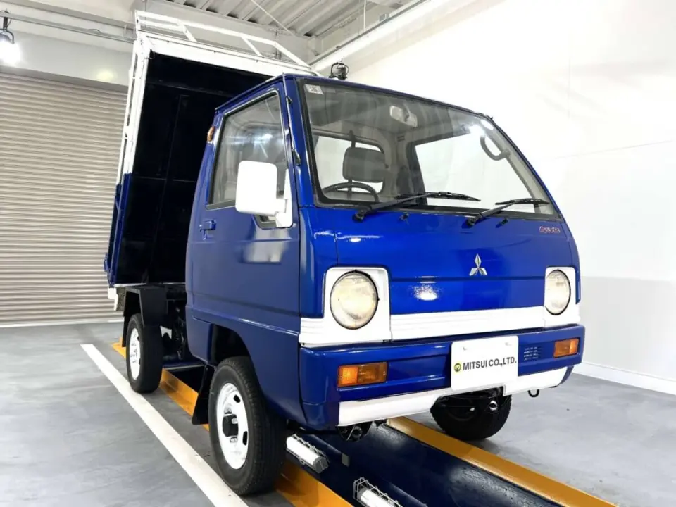 1990 Mitsubishi Minicab Dump — Blue 4WD Kei Trucks, photo 1 of 29