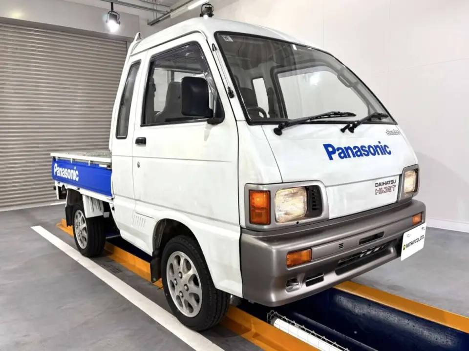 1991 Daihatsu Hijet Truck Jumbo — White 2WD Kei Trucks, photo 1 of 25