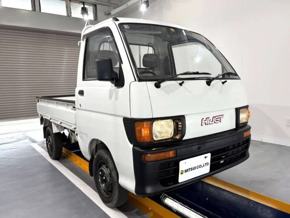 1995 Daihatsu Hijet Truck — White 4WD Kei Trucks, photo 1 of 23
