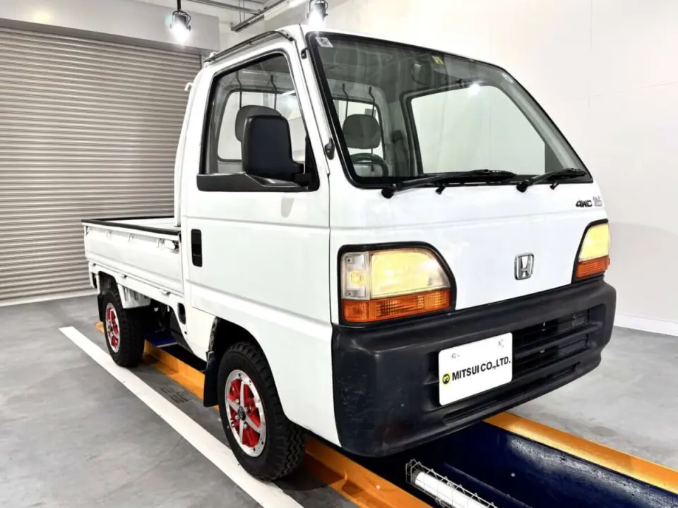 1995 Honda Acty Truck — White 4WD Kei Trucks, photo 1 of 24