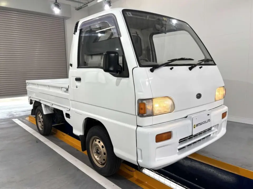1995 Subaru Sambar Truck — White 2WD Kei Trucks, photo 1 of 22