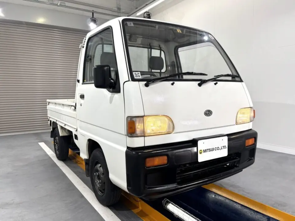1995 Subaru Sambar Truck — White 4WD Kei Trucks, photo 1 of 24