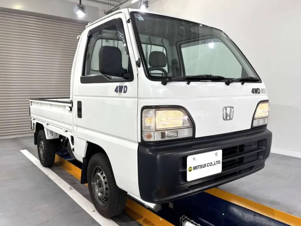 1996 Honda Acty Truck — White 4WD Kei Trucks, photo 1 of 26