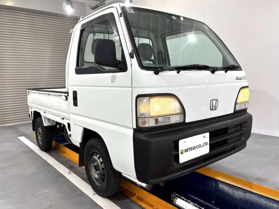 1996 Honda Acty Truck — White 4WD Kei Trucks, photo 1 of 25